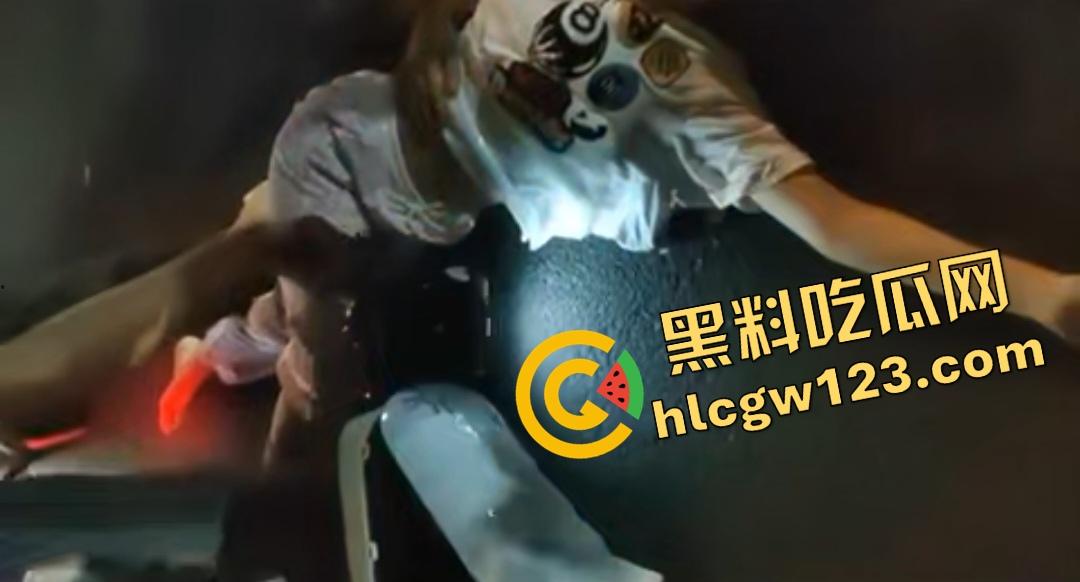 海口琼山精神小妹车祸！小姑娘怕担责直接躺地上装死，差点被货车压断手！-6