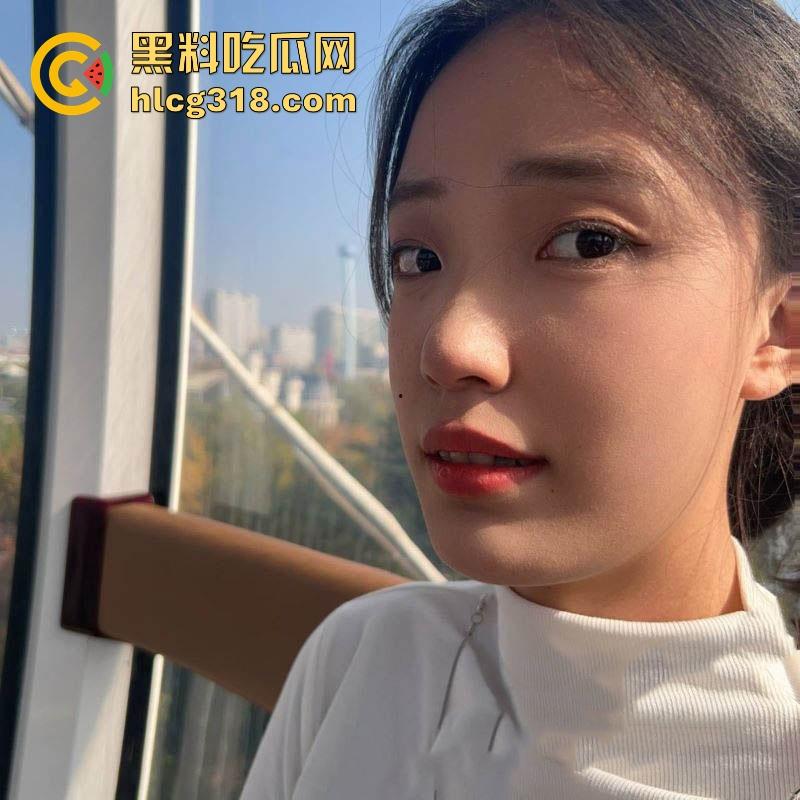 威海外事职业大学06年淫荡学妹【张子涵】背男友聊骚偷情,露脸性爱显淫荡模样,不良视频遭前男友曝光!-3