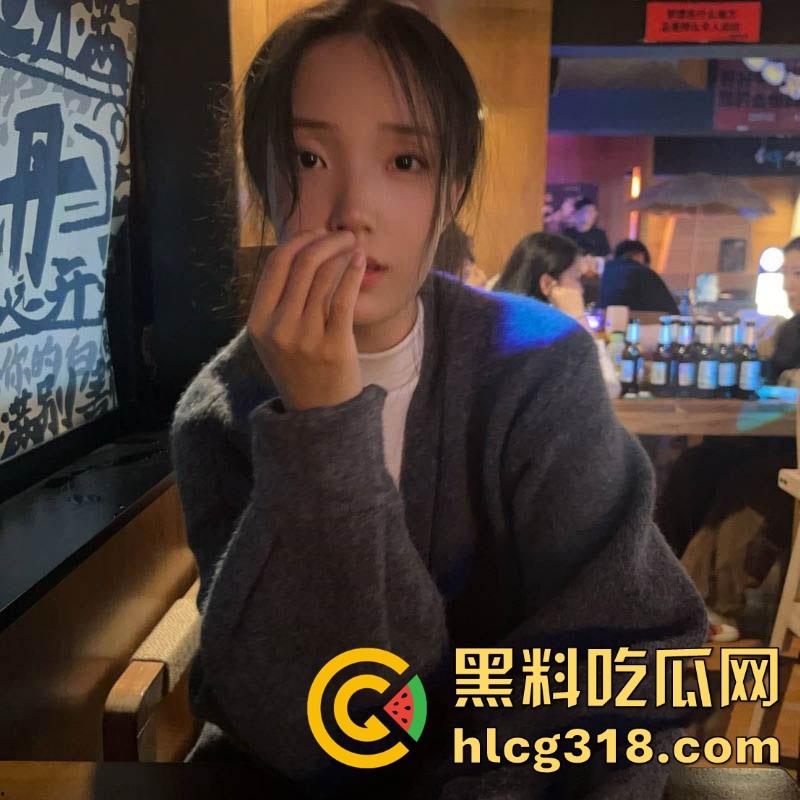 威海外事职业大学06年淫荡学妹【张子涵】背男友聊骚偷情,露脸性爱显淫荡模样,不良视频遭前男友曝光!-5